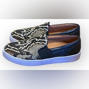 EUC VIONIC- Splendid Demetra Boa Slip On Orthotic Arch Support Walking